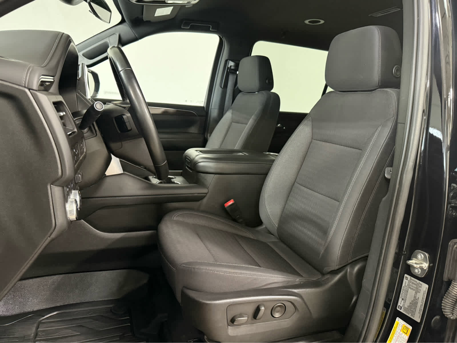 Certified 2024 GMC Yukon XL SLE w/ Max Trailering Package AWD/4WD image 13