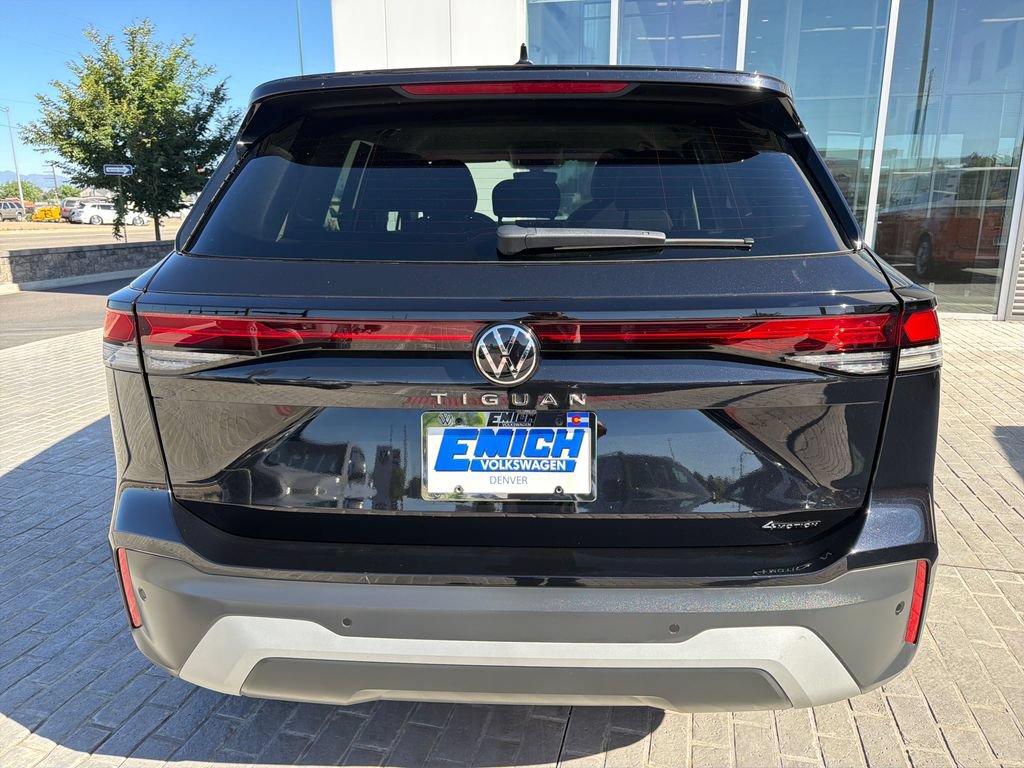 Certified 2025 Volkswagen Tiguan S AWD/4WD image 6