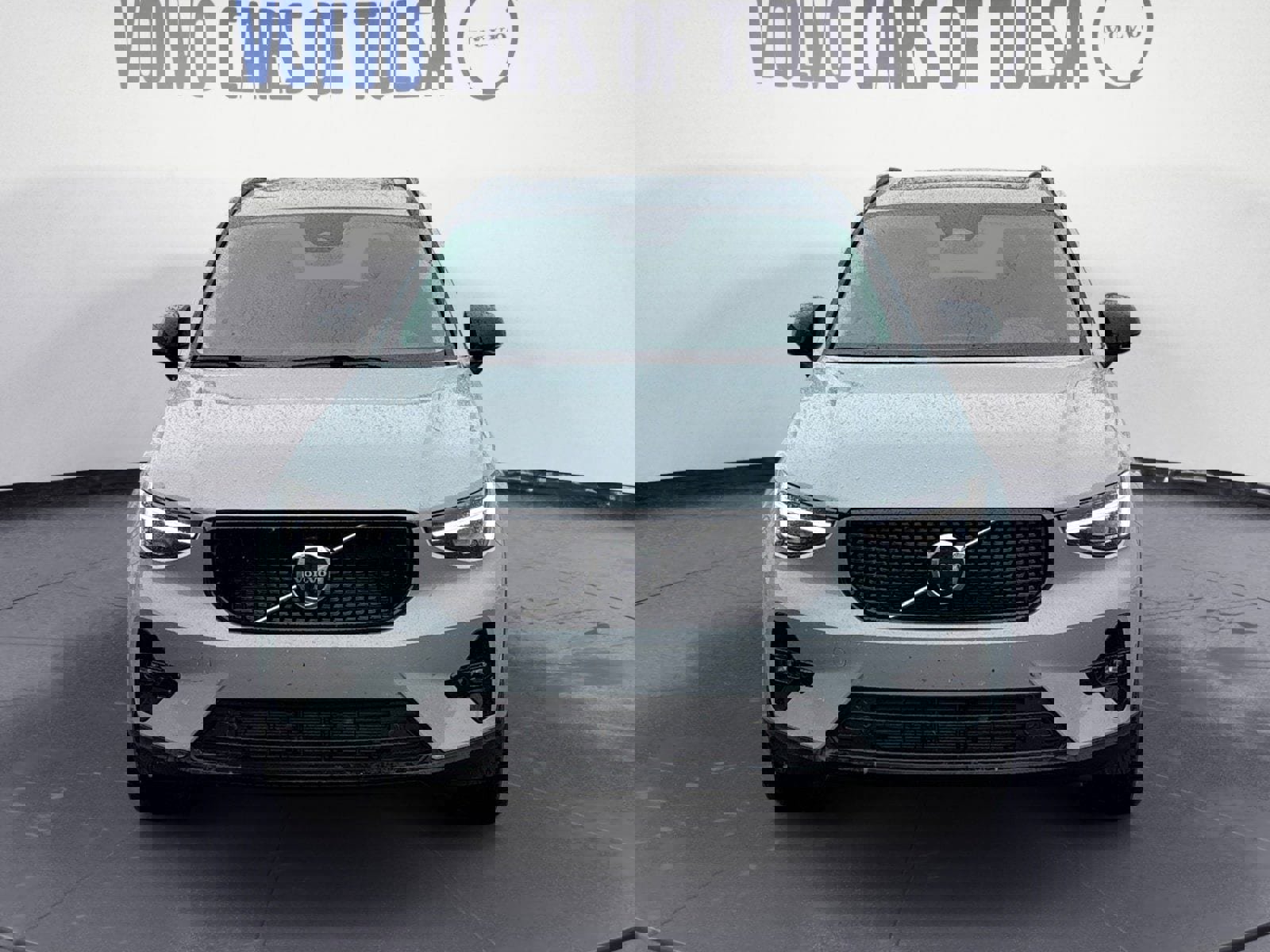 New 2026 Volvo XC40 B5 Plus w/ Protection Package Premier image 8