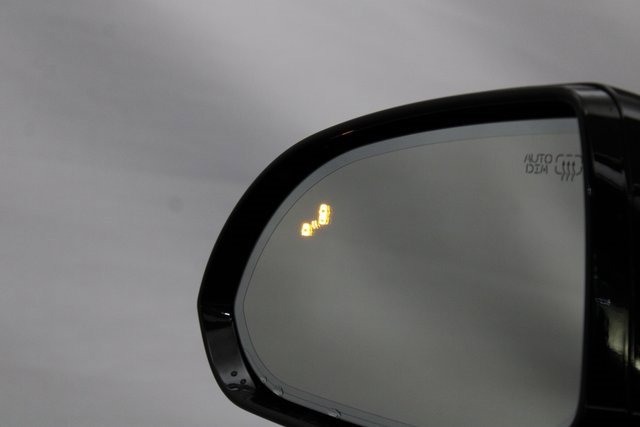 Used 2019 Genesis G90 3.3T Premium image 30