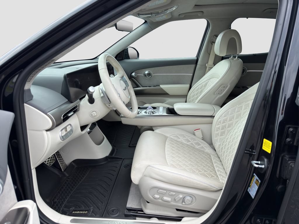 Used 2023 Genesis GV60 Performance AWD/4WD image 25