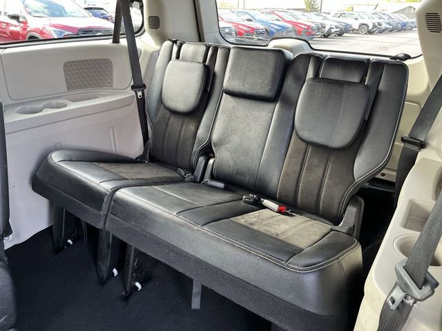 Used 2019 Dodge Grand Caravan SXT image 26