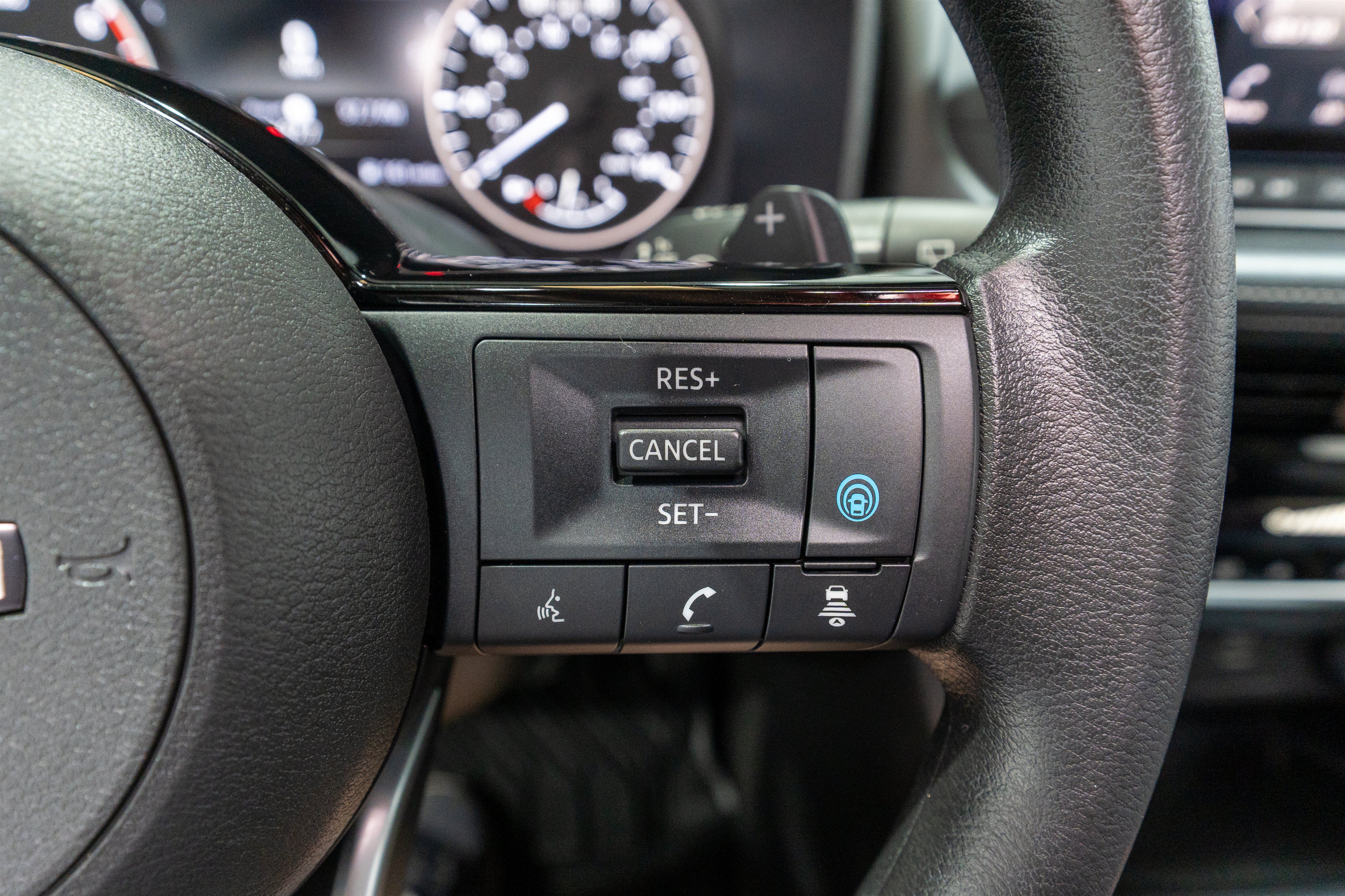 Used 2022 Nissan Rogue SV FWD image 24