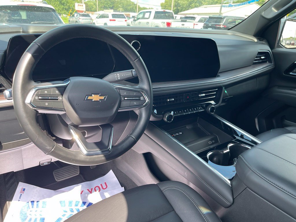 Used 2025 Chevrolet Tahoe LT AWD/4WD image 12
