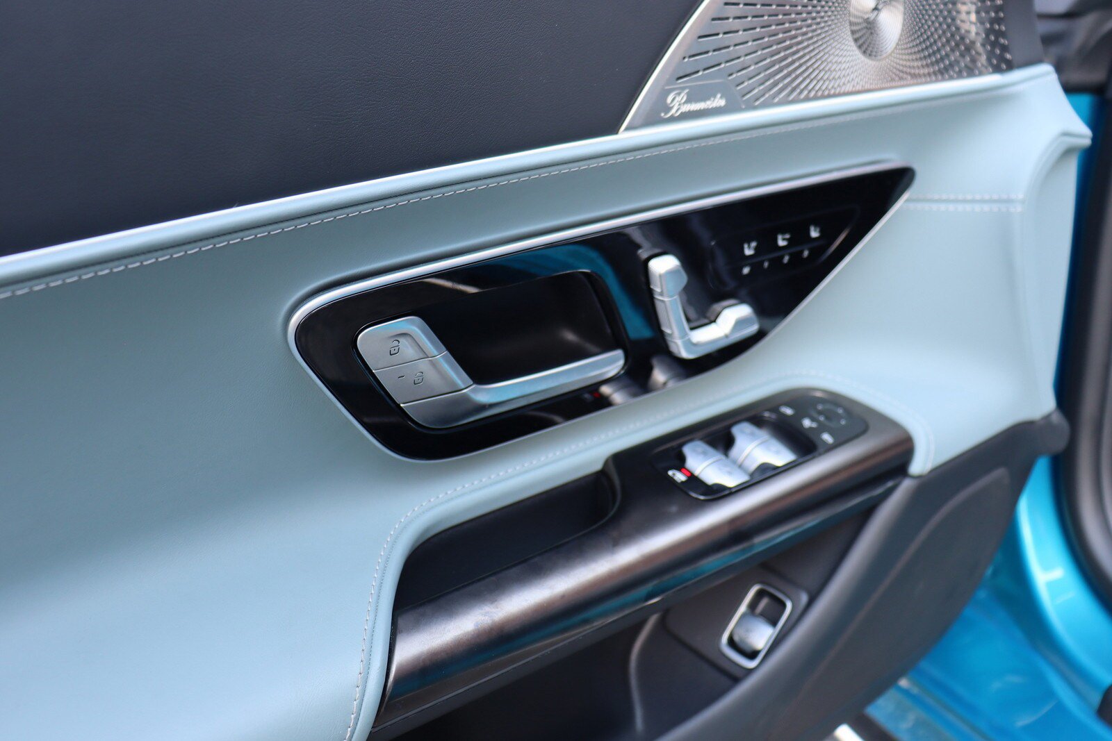 Used 2023 Mercedes-Benz SL 43 AMG image 39