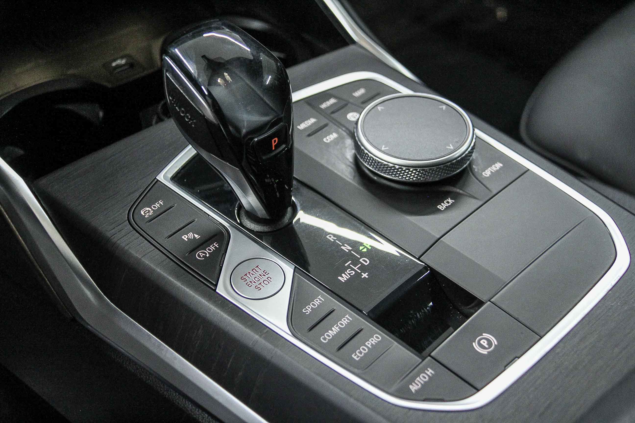 Used 2021 BMW 330i Sedan w/ Convenience Package image 20