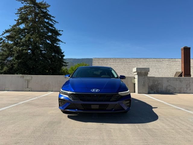 Used 2024 Hyundai Elantra Limited FWD image 5