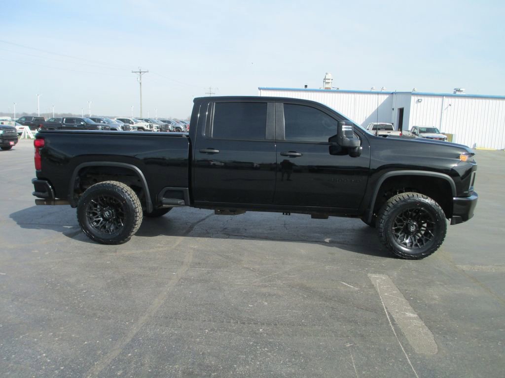 Used 2022 Chevrolet Silverado 2500 Custom w/ Custom Convenience Package image 4