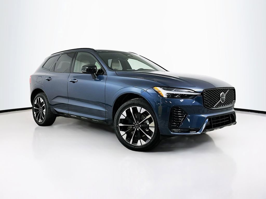 Used 2026 Volvo XC60 B5 Plus w/ Protection Package Premier