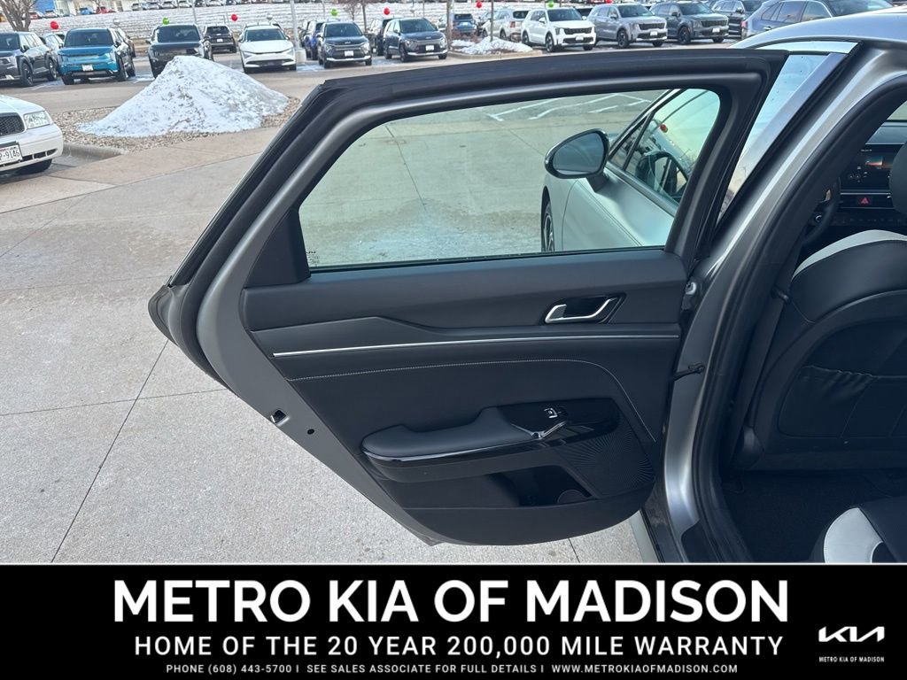 Used 2025 Kia K5 GT-Line image 24