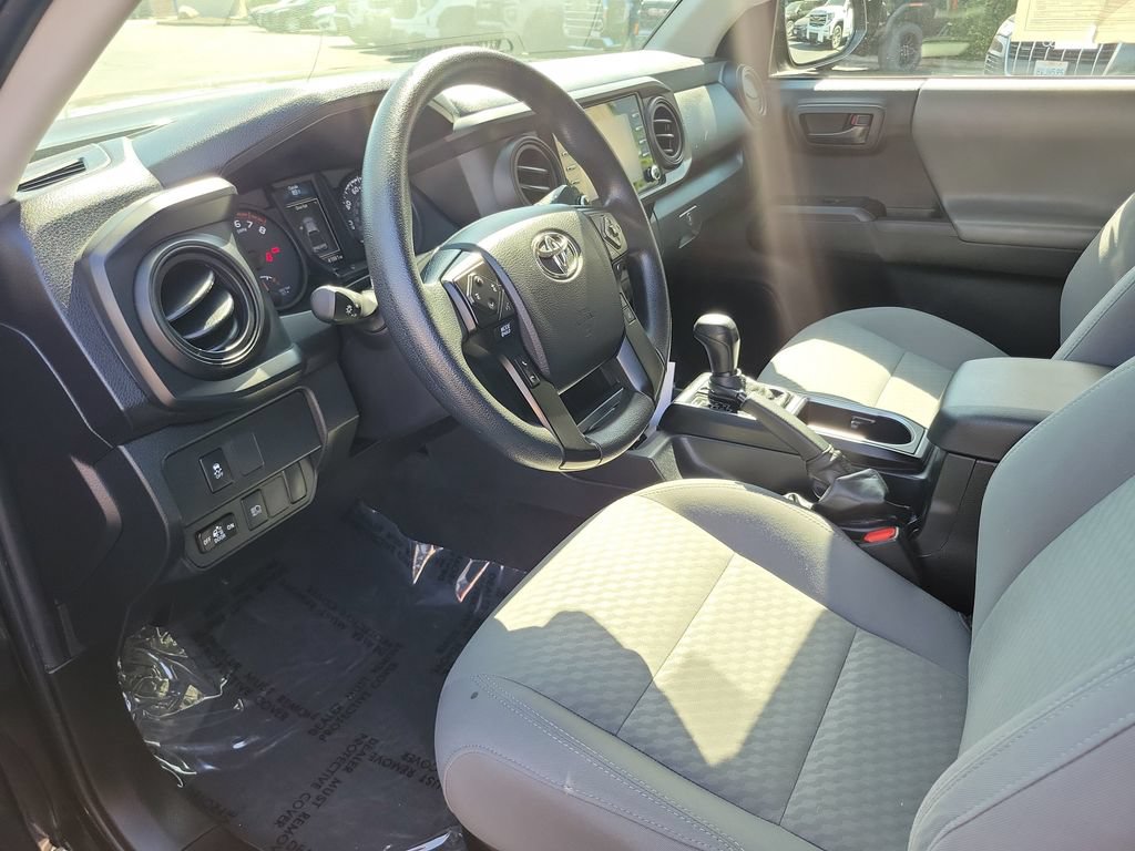 Used 2023 Toyota Tacoma SR RWD image 17