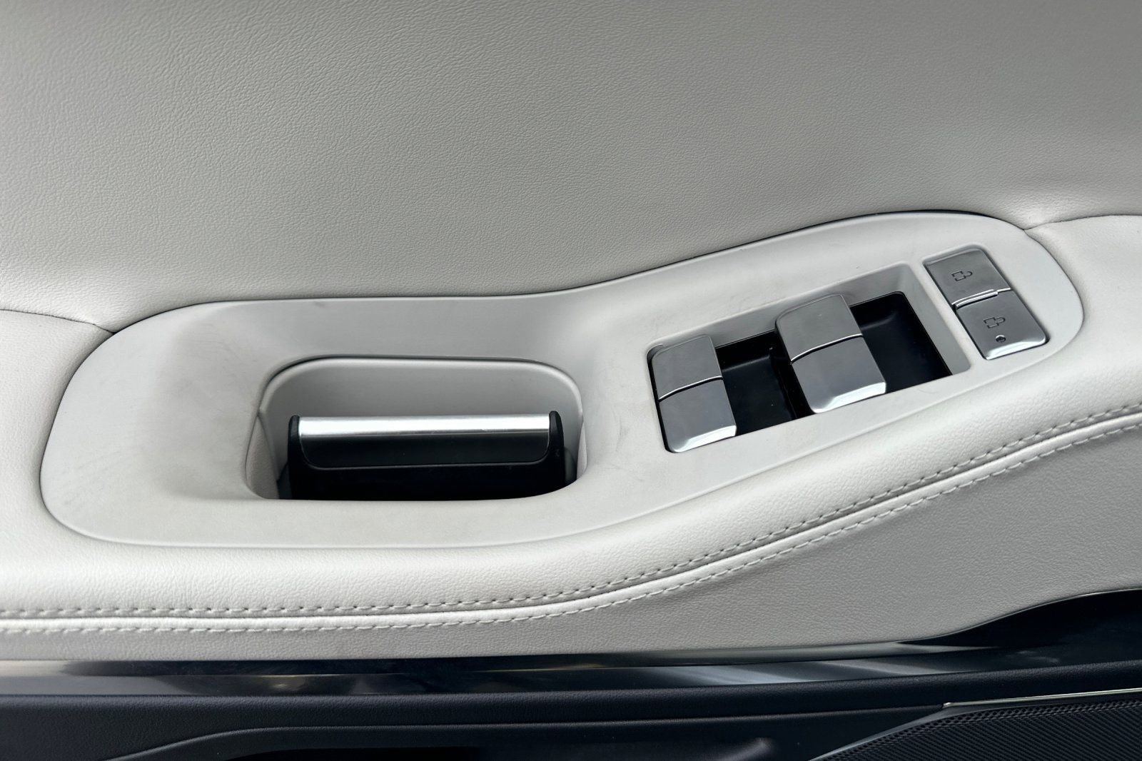 New 2026 Lincoln Navigator Premiere image 10