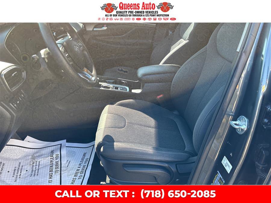 Used 2020 Hyundai Santa Fe SE image 10