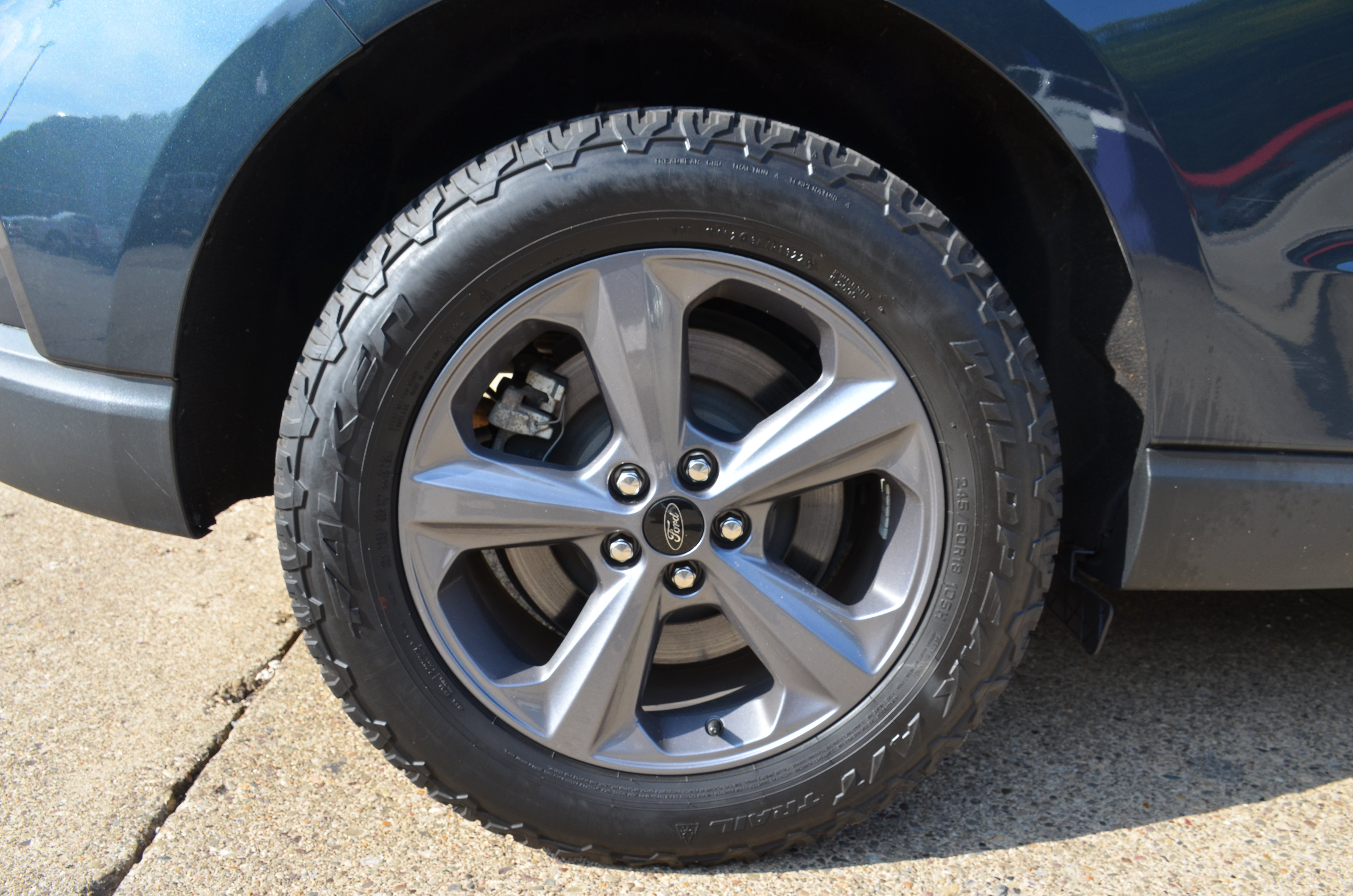 Used 2023 Ford Edge SEL w/ Sport Appearance Package AWD/4WD image 18