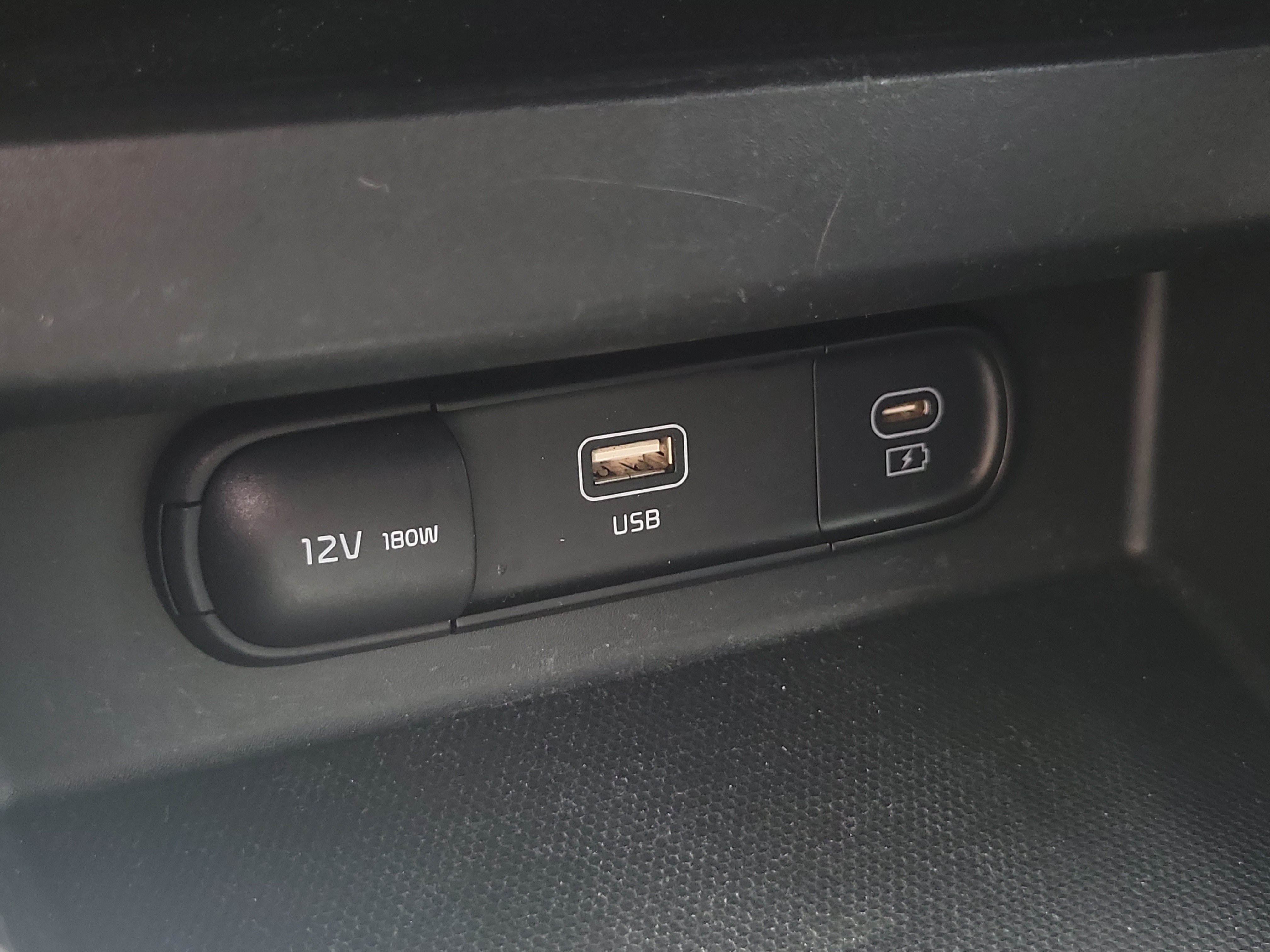Used 2024 Kia Seltos S AWD/4WD image 9