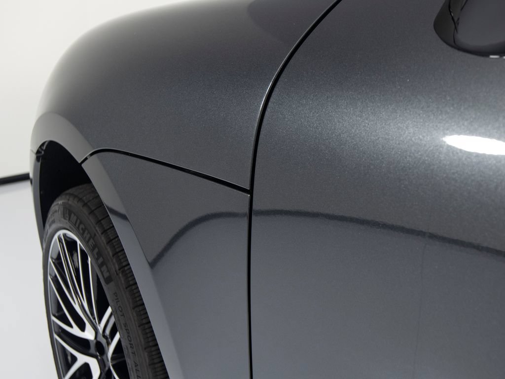 Certified 2026 Porsche Macan AWD/4WD image 45