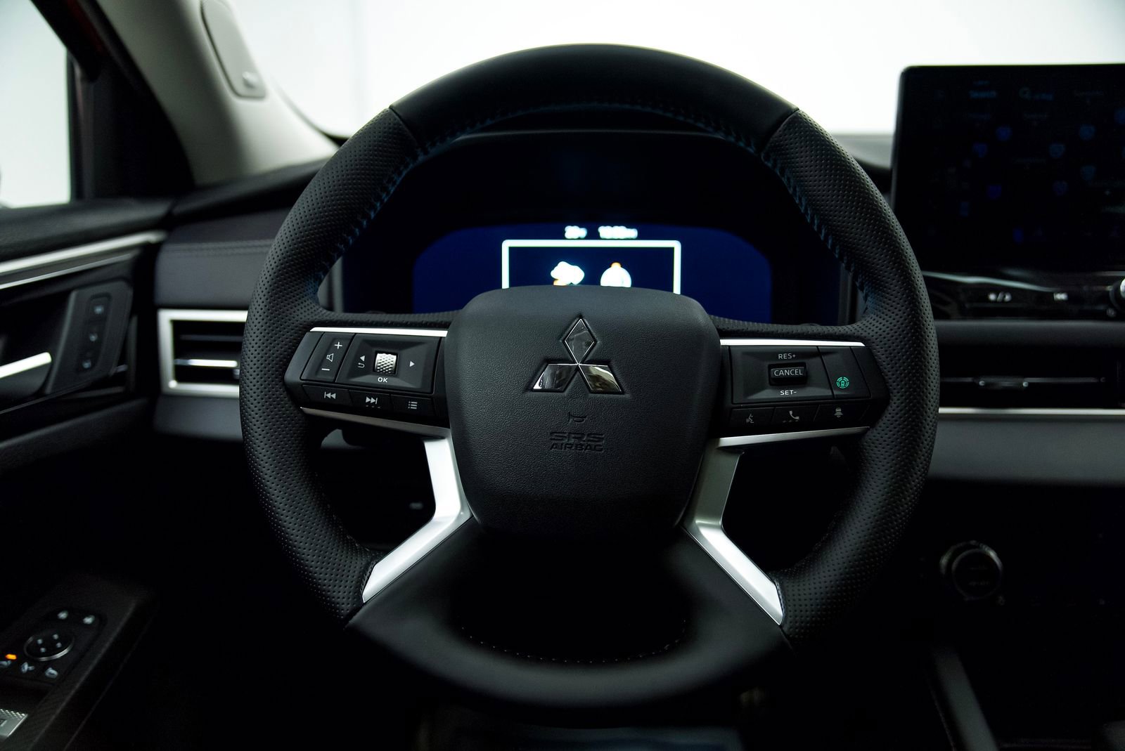 Used 2025 Mitsubishi Outlander SEL AWD/4WD image 19