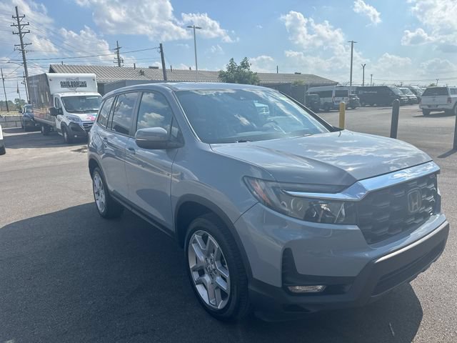Used 2024 Honda Passport EX-L image 11
