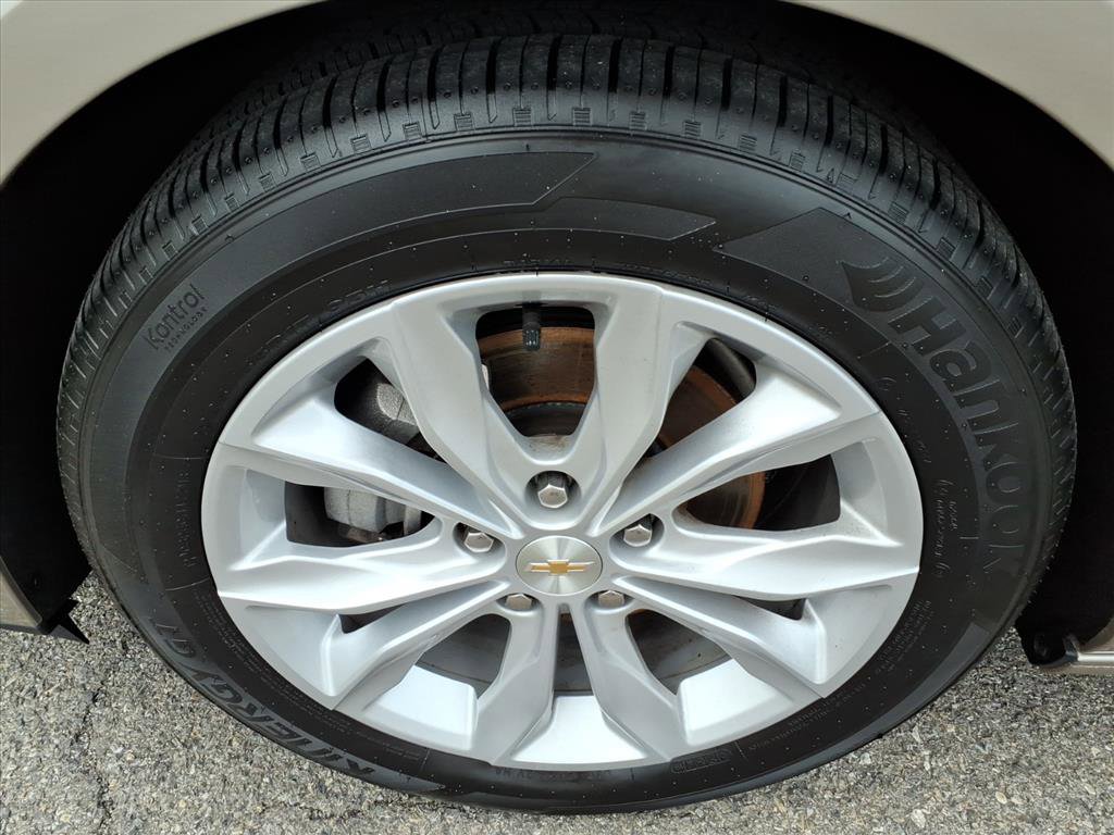 Used 2025 Chevrolet Malibu LT FWD image 10