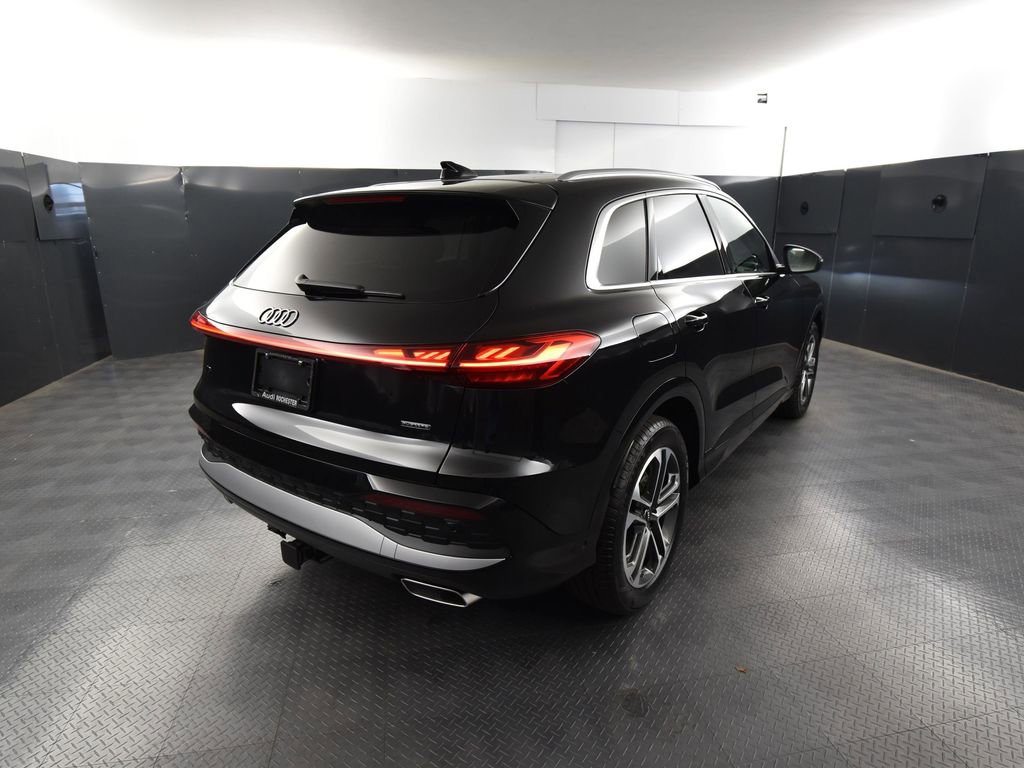 New 2025 Audi Q5 Prestige image 5
