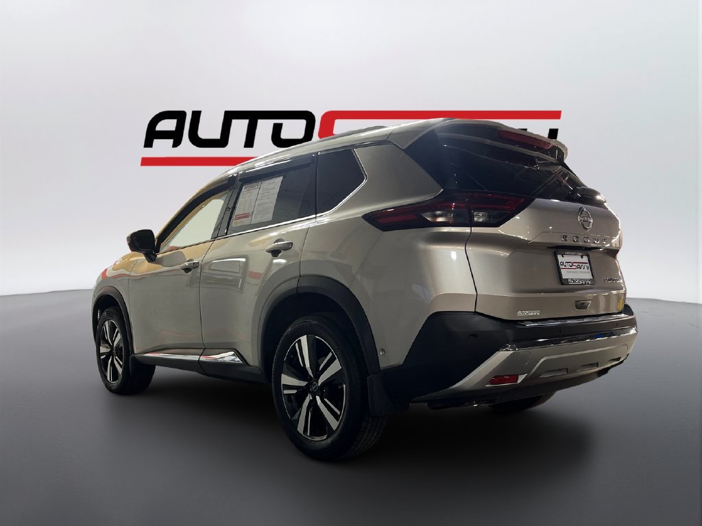 Used 2023 Nissan Rogue Platinum w/ Platinum Premium Package FWD image 7
