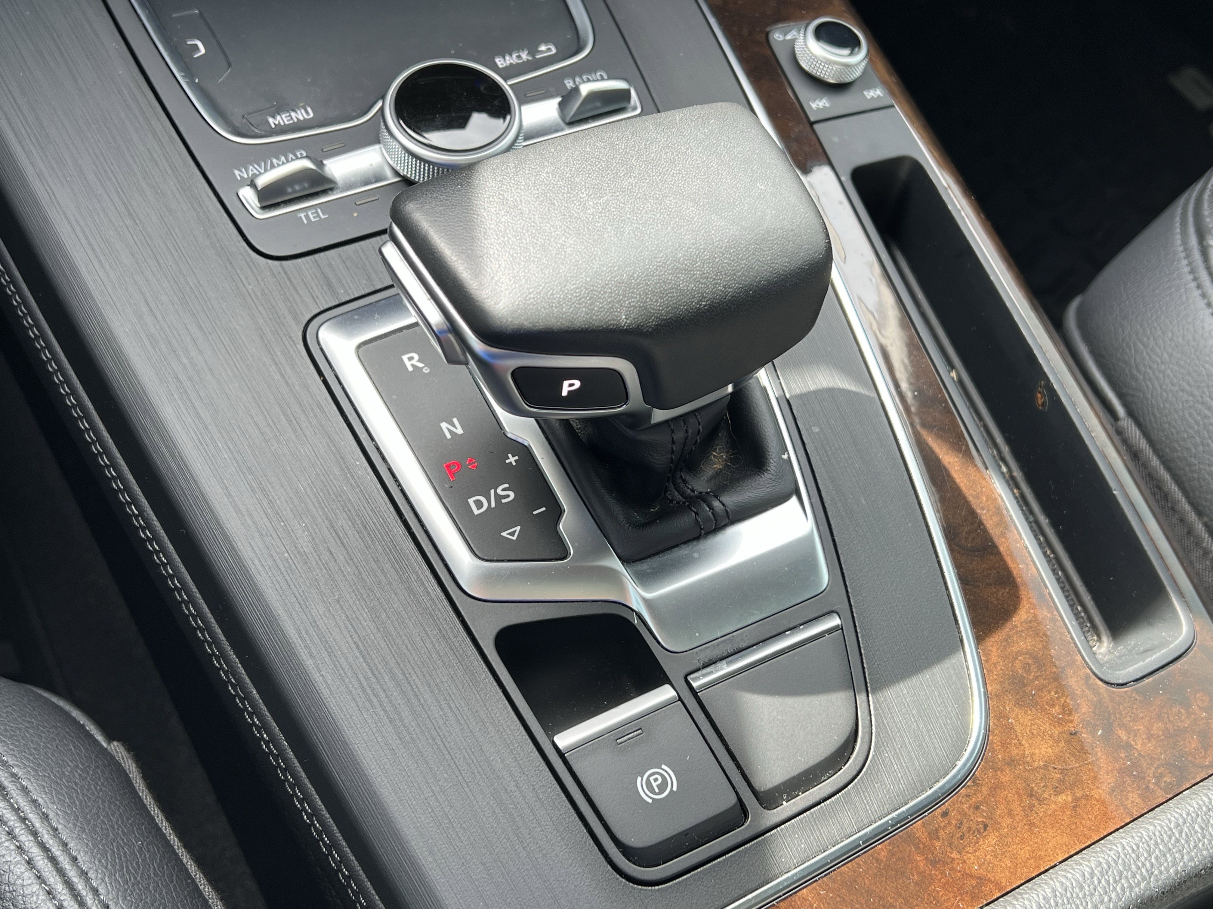 Used 2020 Audi Q5 2.0T Premium Plus w/ Premium Plus Package image 26