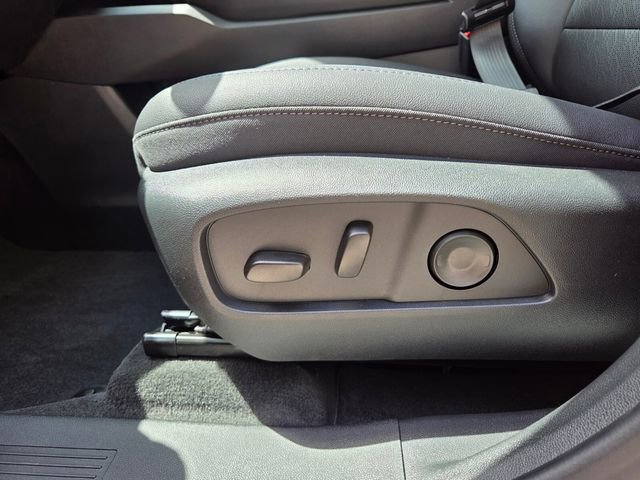 New 2026 Chevrolet Equinox LT image 23