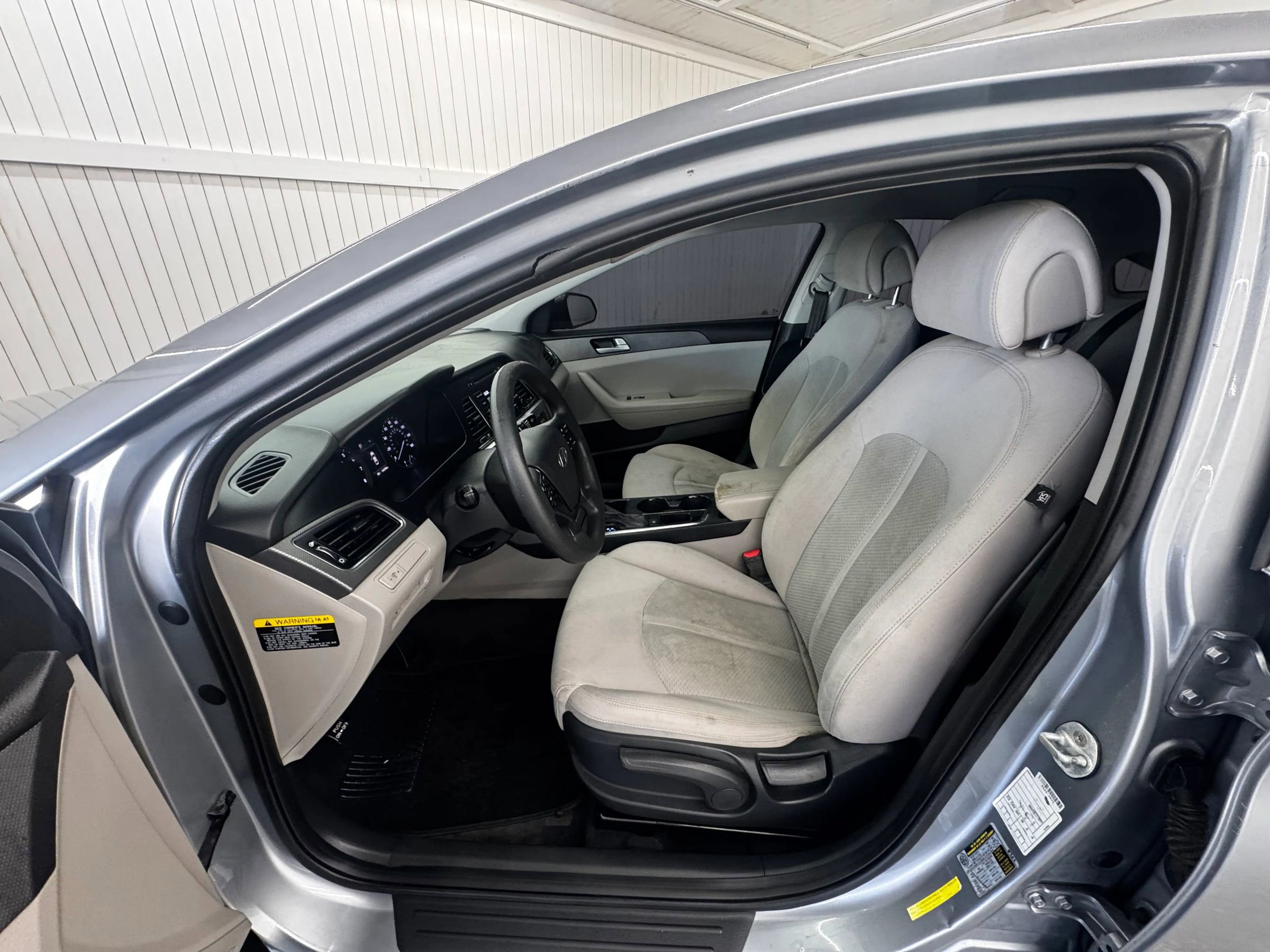 Used 2017 Hyundai Sonata SE image 9