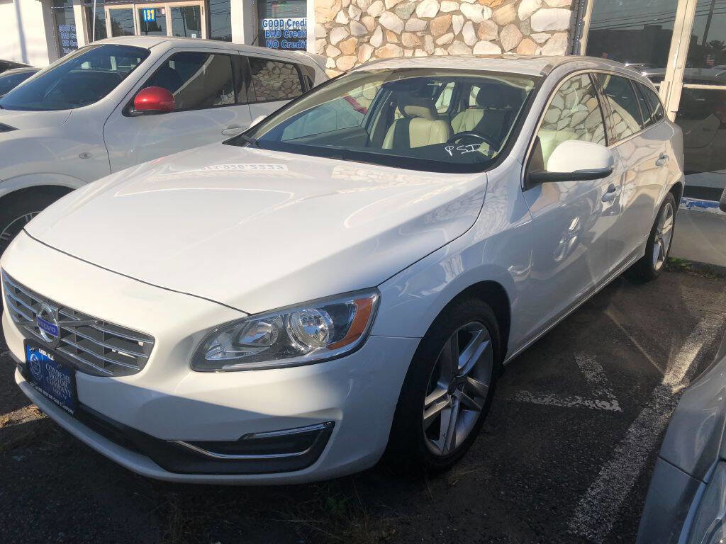 Used 2015 Volvo V60 T5 Premier image 3