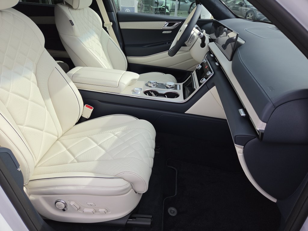 New 2027 Genesis GV80 3.5T Prestige AWD/4WD image 37