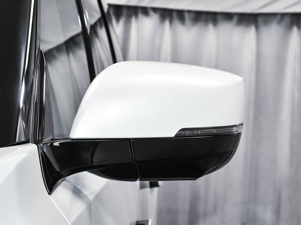 Used 2025 INFINITI QX80 Sensory image 86