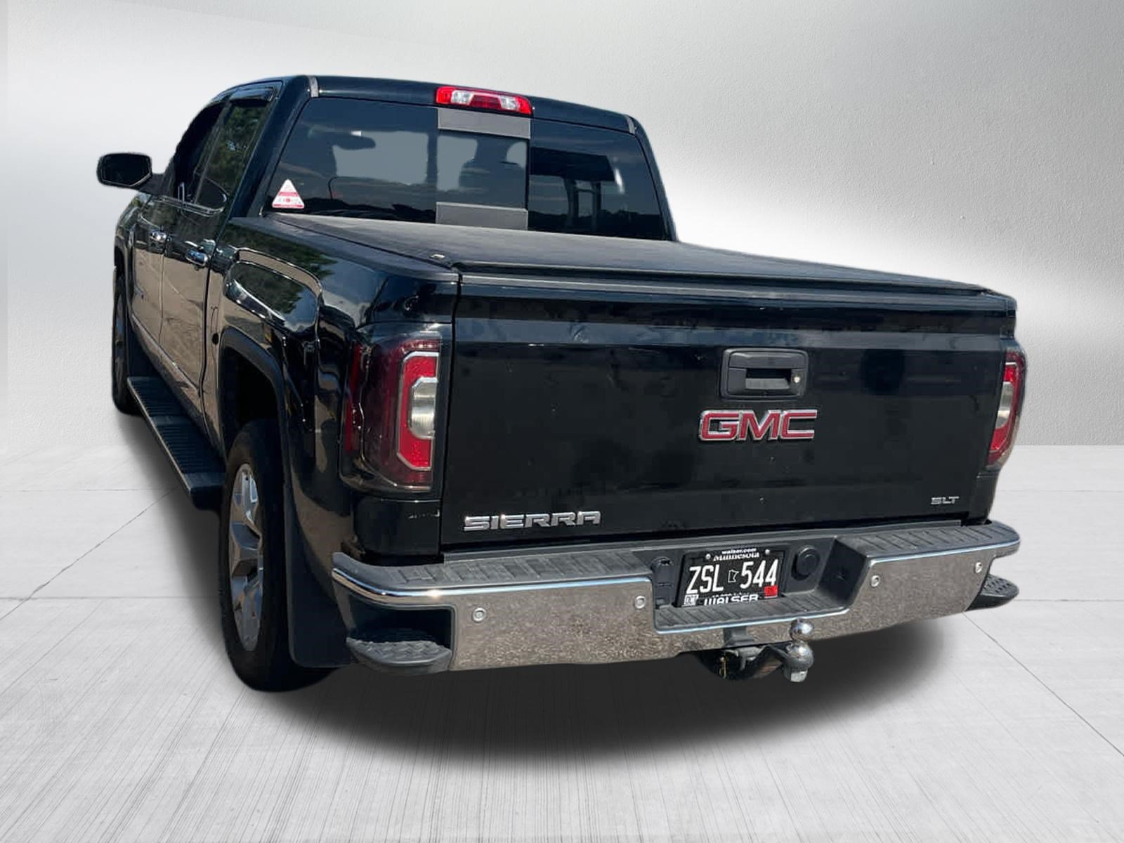 Used 2018 GMC Sierra 1500 SLT w/ SLT Premium Package AWD/4WD image 5