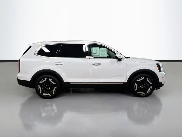 Certified 2023 Kia Telluride S w/ S Sunroof Package FWD image 8