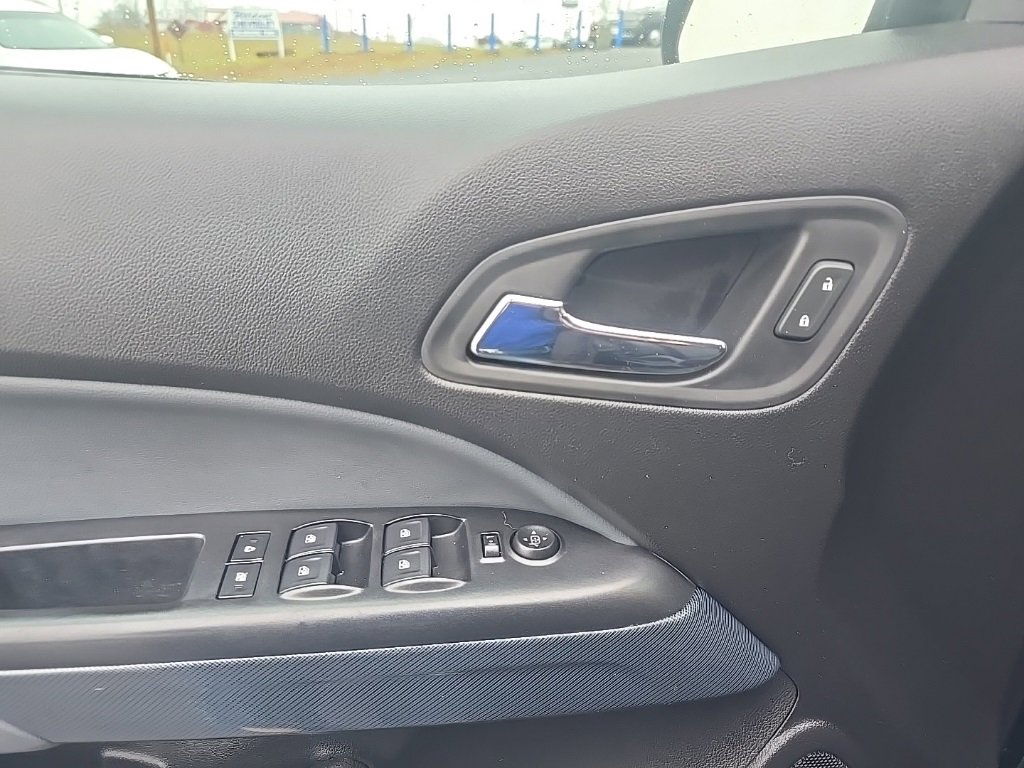 Used 2019 Chevrolet Colorado Z71 w/ Z71 Midnight Edition image 13