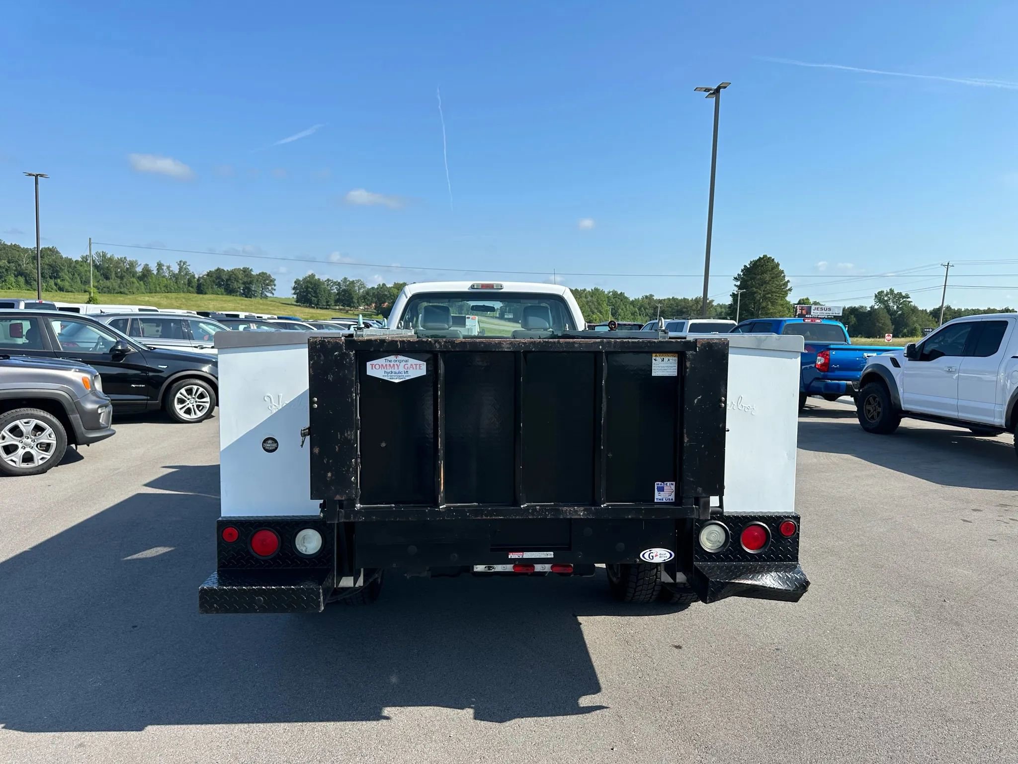 Used 2016 Ford F450 XL w/ Power Equipment Group image 17