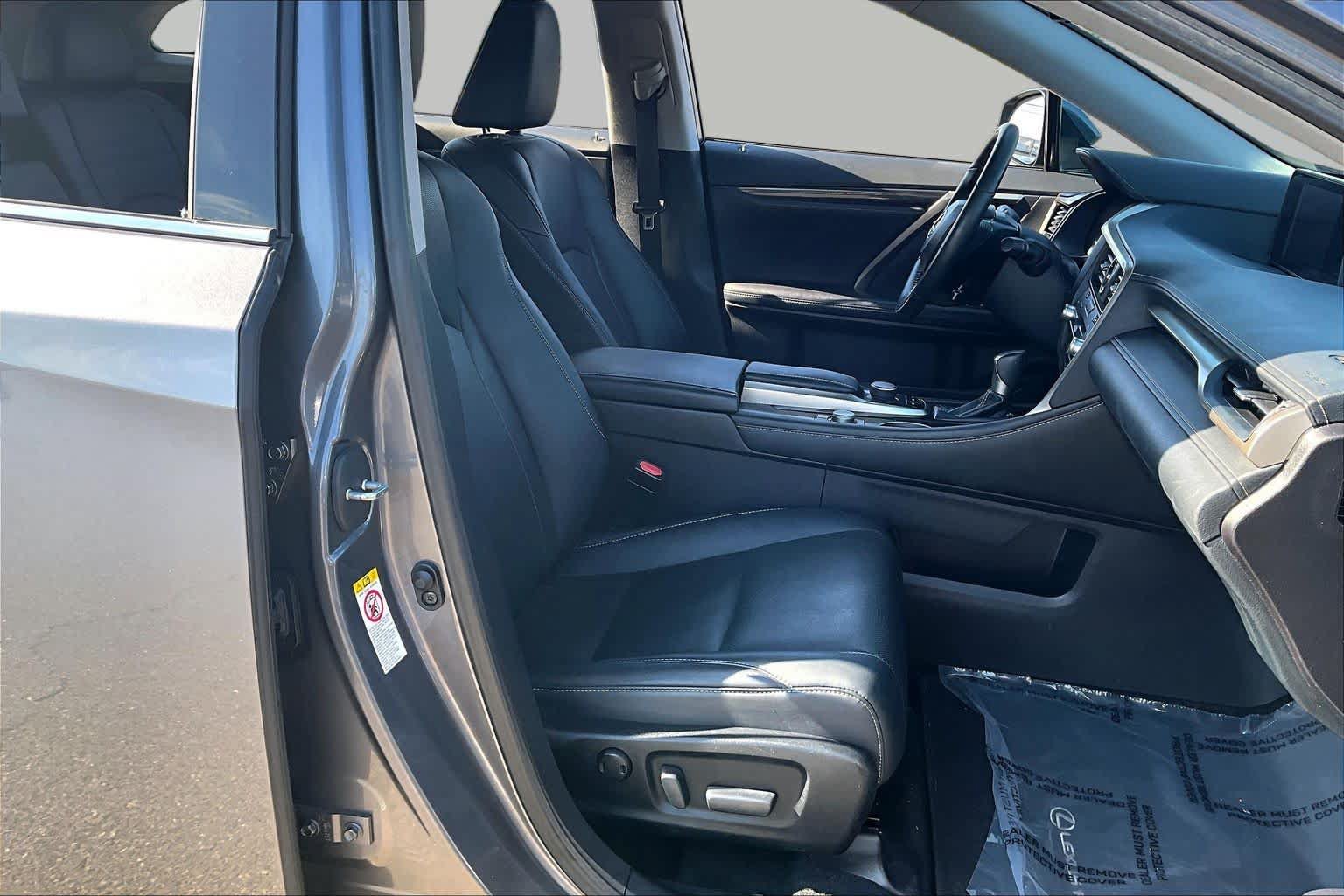 Used 2017 Lexus RX 350 FWD w/ Accessory Package image 8