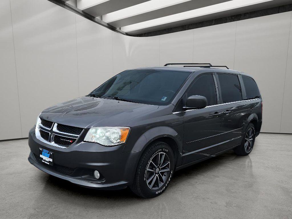 Used 2017 Dodge Grand Caravan SXT FWD image 1