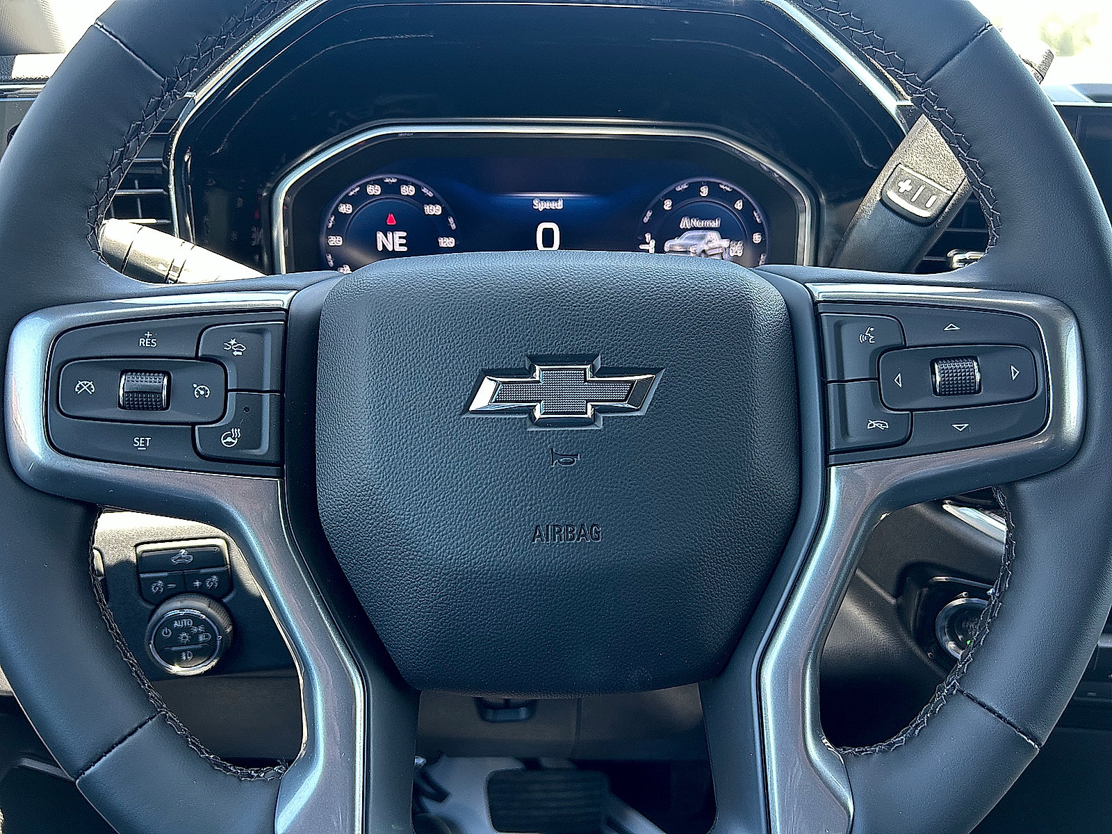 New 2026 Chevrolet Silverado 1500 RST w/ RST Select Package AWD/4WD image 14