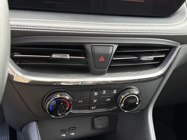 Used 2025 Buick Encore GX Preferred FWD image 26