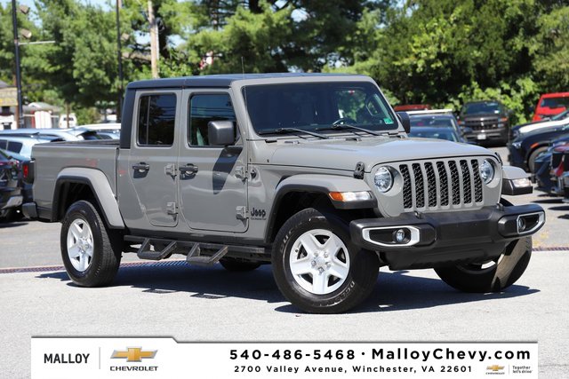 Used 2021 Jeep Gladiator Sport image 1