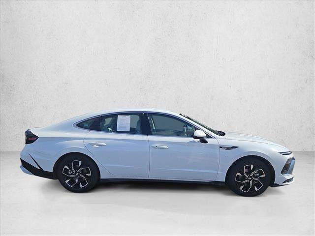 Used 2025 Hyundai Sonata SEL FWD image 5