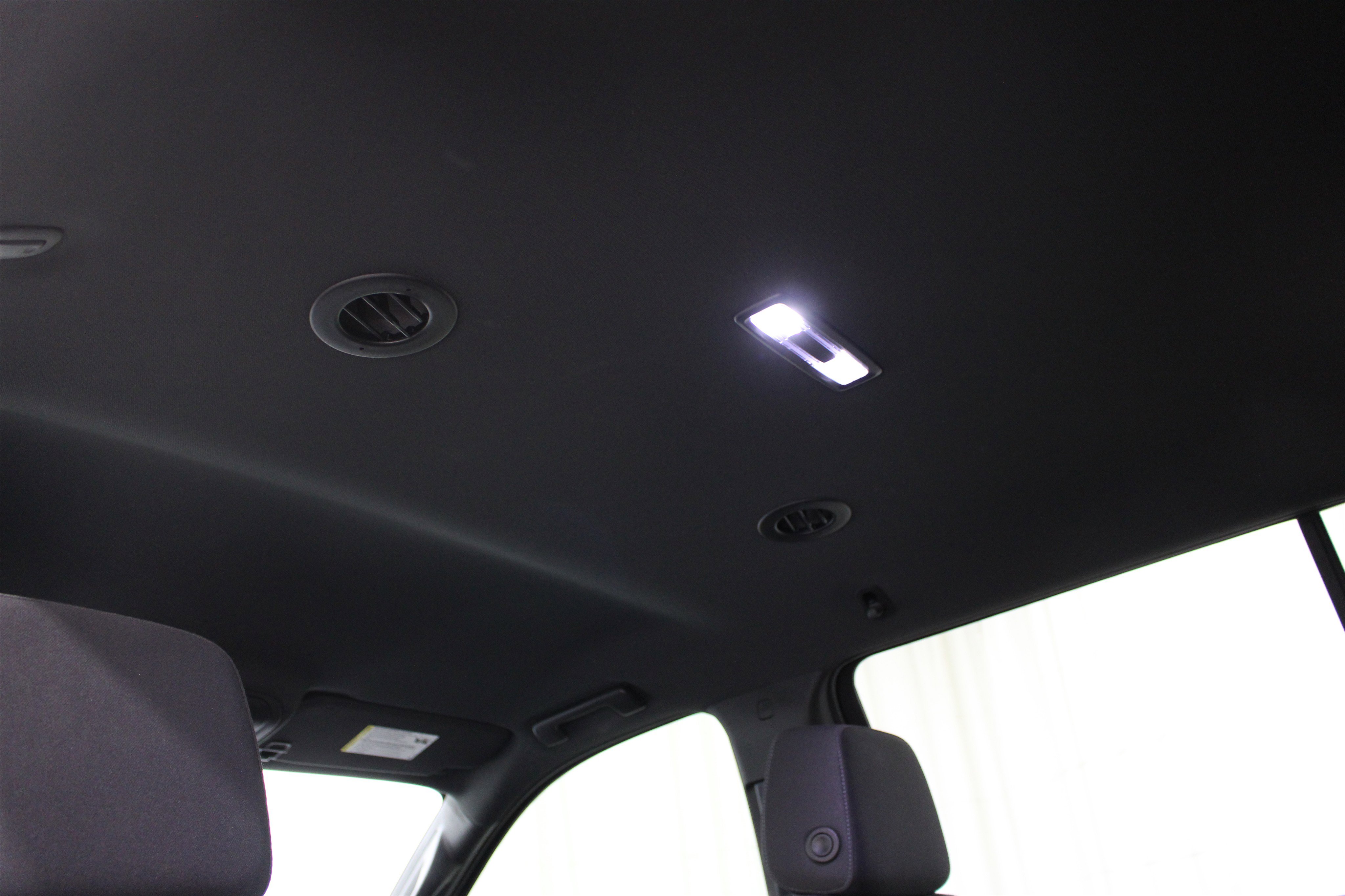 Used 2023 Chevrolet Suburban LS image 19