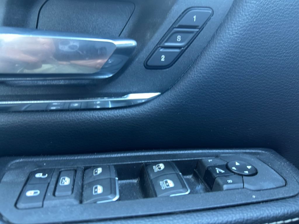 Used 2025 RAM 1500 Laramie image 22