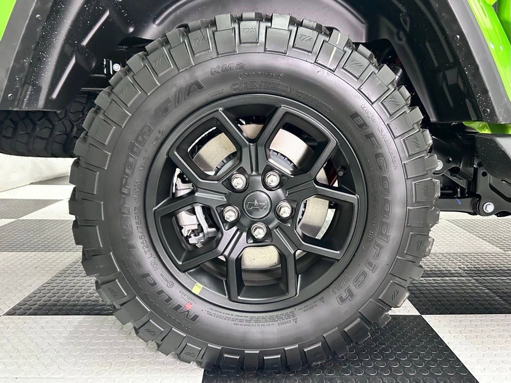 New 2025 Jeep Gladiator Sport image 10