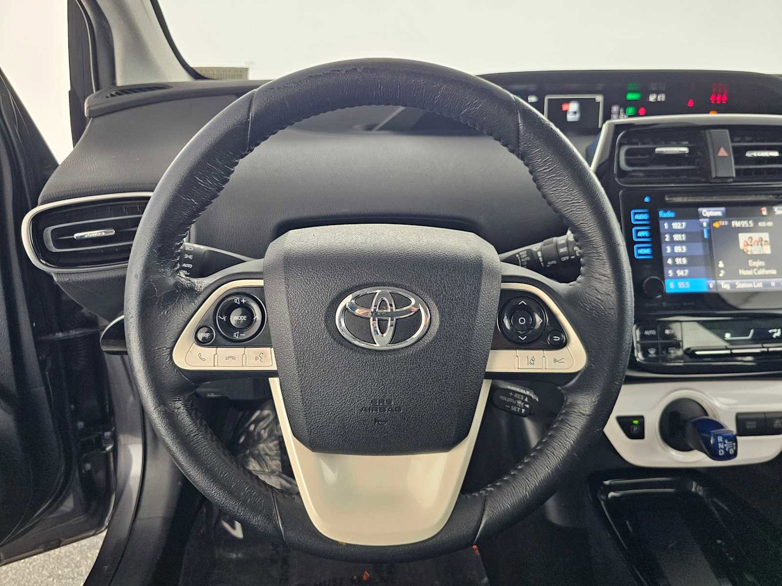 Used 2017 Toyota Prius Four image 22