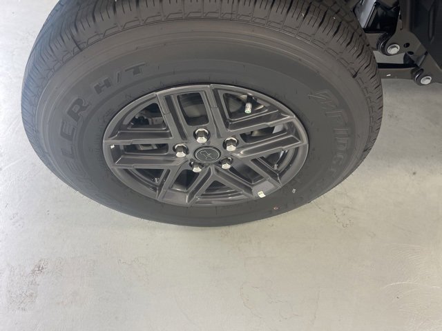 New 2025 Jeep Gladiator Sport image 31