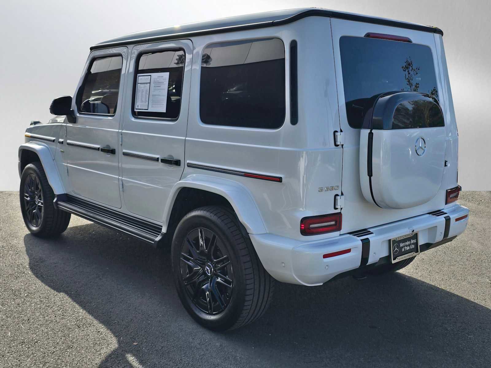 Used 2025 Mercedes-Benz G 580 w/ EQ Technology image 5