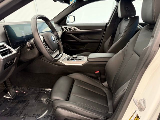 Used 2025 BMW i4 xDrive40i w/ Parking Assistance Package image 12