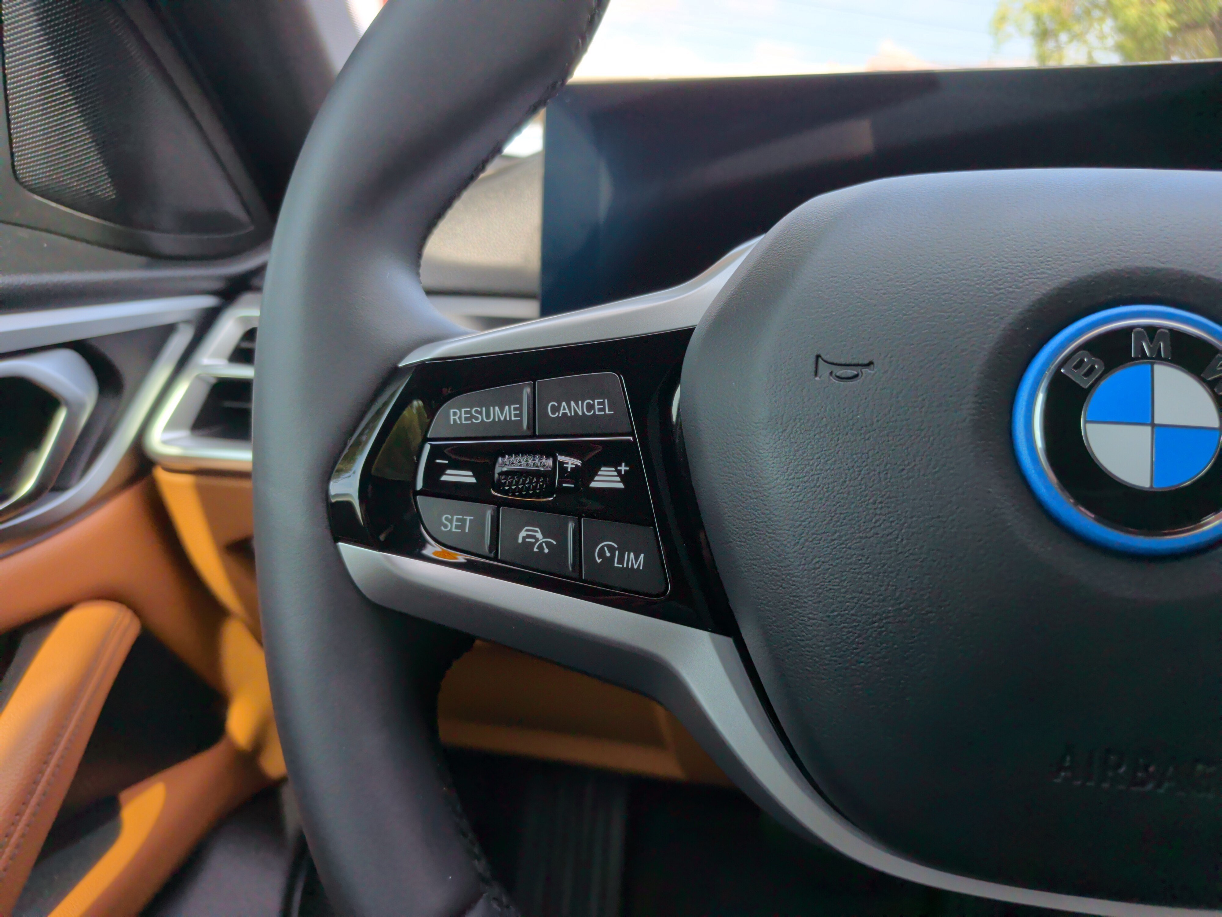 Certified 2025 BMW i4 eDrive40 w/ Parking Assistance Package RWD image 20