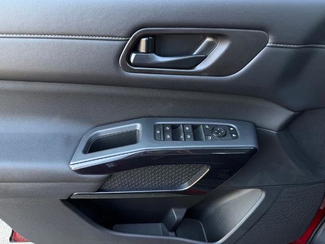 New 2026 Nissan Pathfinder SV image 19